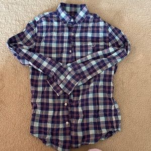 Vineyard vines button down